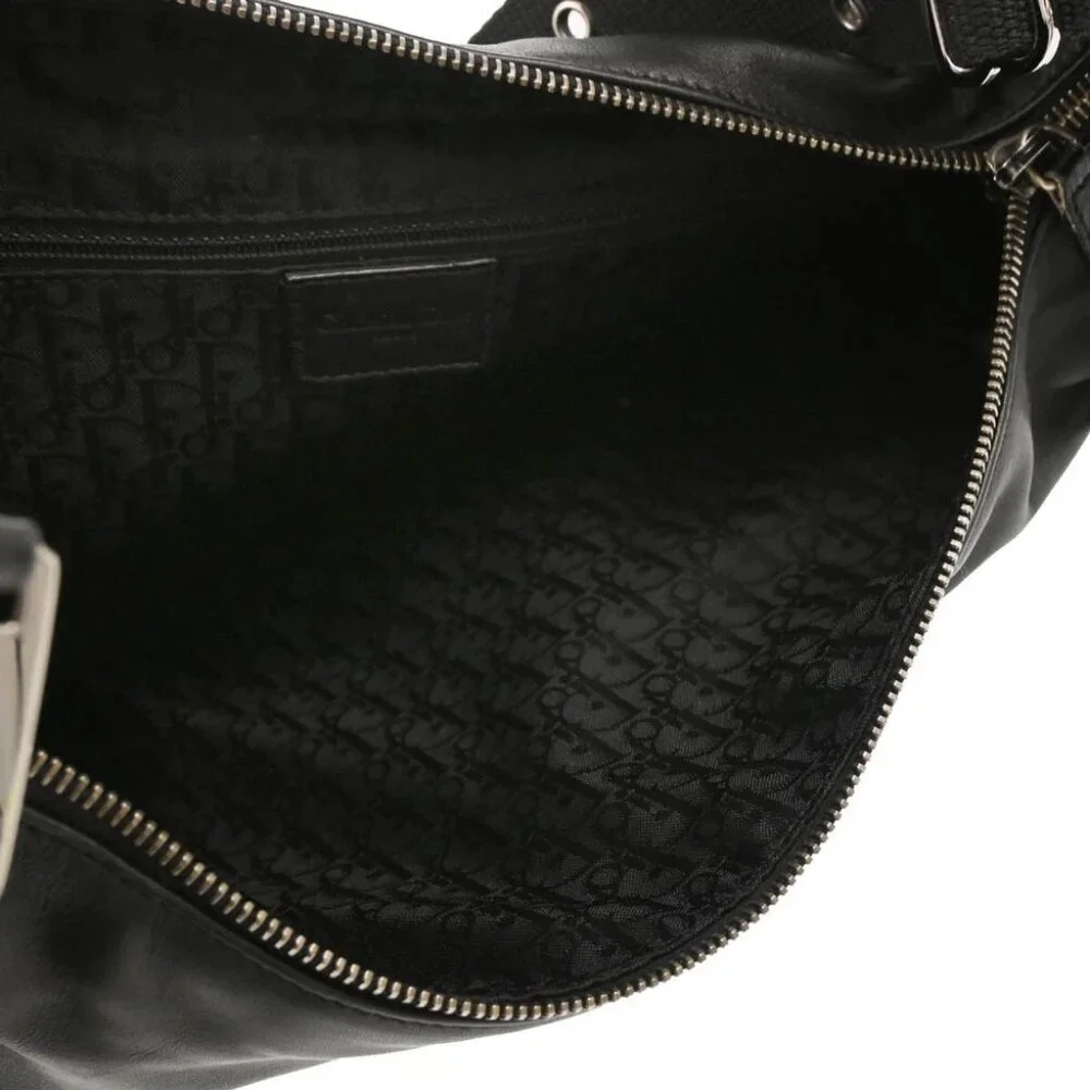 Christian Dior Black Leather Street Chic Shoulder Bag - Picture 4 of 10